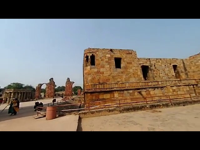 Qutub Minar 3D VR180 video 2