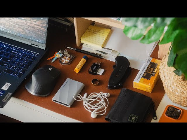 My Everyday Carry As A College Student | EDC 2024