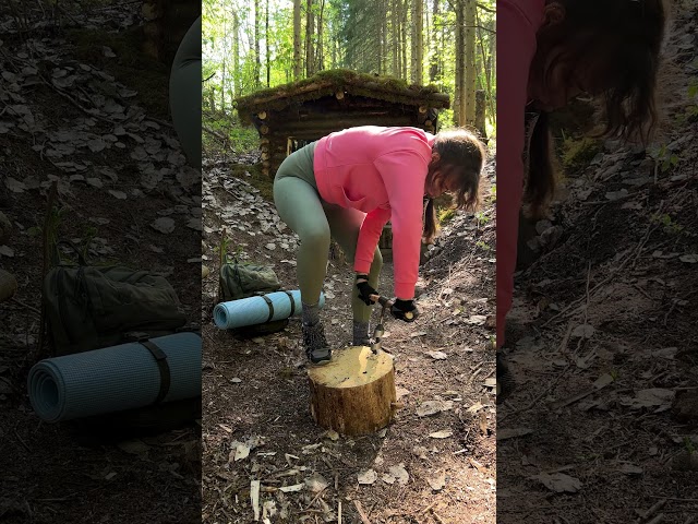 She can do everything!🪑#camping #survival #bushcraft #outdoors