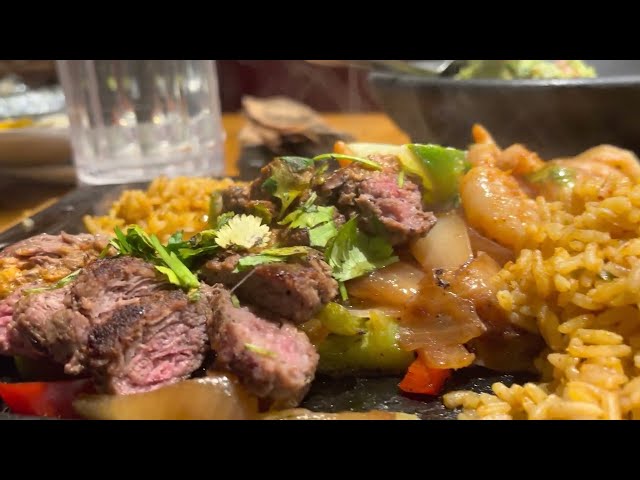 SIZZLING FAJITAS-ivy #shorts #short #viral #subscribe #youtubeshorts #youtube #food #shortsvideo