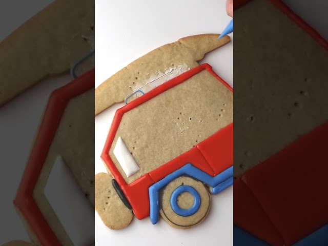 Bluey Bobo Cookie 🚗 Biscuit Decorating 🍪 | Bluey  #ytshorts