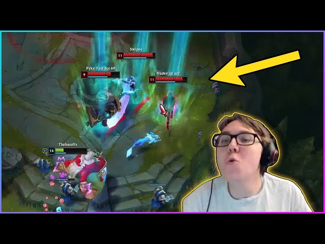 Bombastic Play - LoL Moments 29