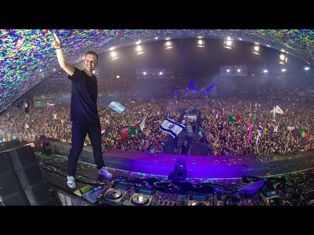 Armin van Buuren live at Tomorrowland 2019