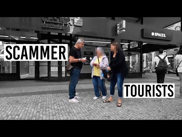 Two American Tourists Saved From A Scammer