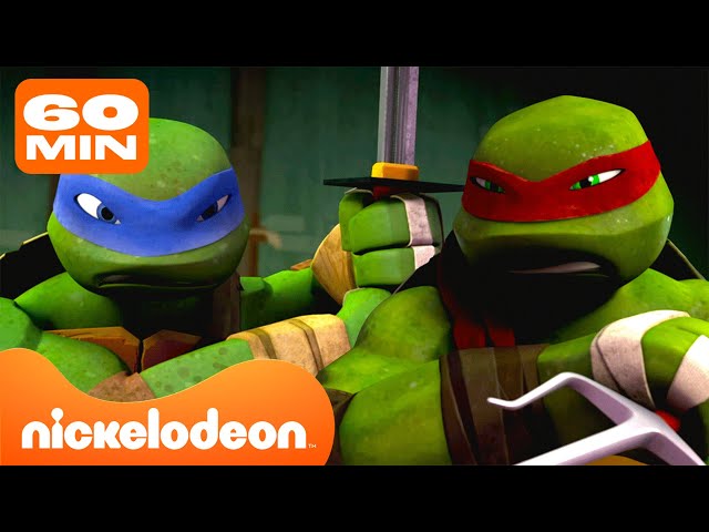 TMNT | ¡Las Tortugas Ninja pelean UNA CONTRA LA OTRA! | 🔵 Leo contra Raph 🔴 | Nickelodeon en Español