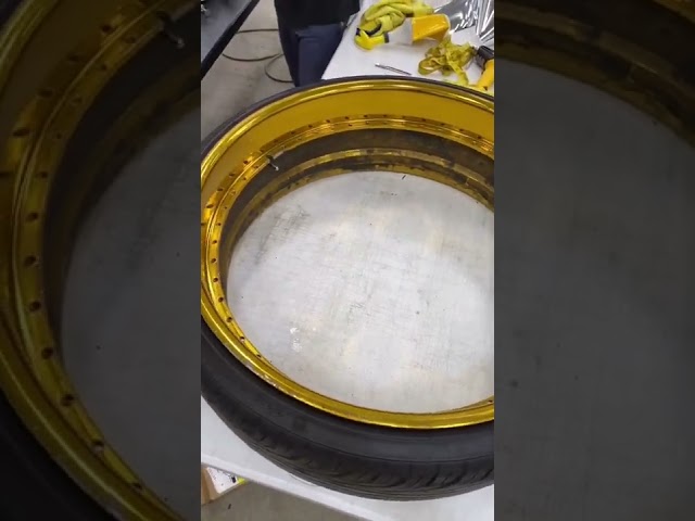 WRAPPING SOME 30 INCH RUCCI WHEELS!