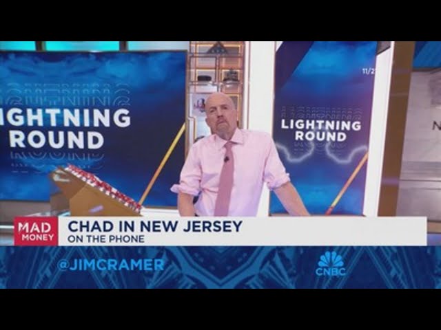 Lightning Round: I prefer to own bitcoin outright over Microstrategy, says Jim Cramer