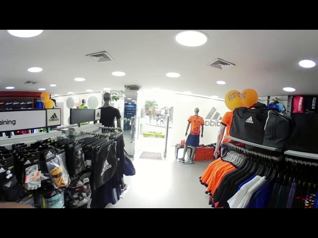 Tienda Deportiva People Play's Cinemas Bucaramanga