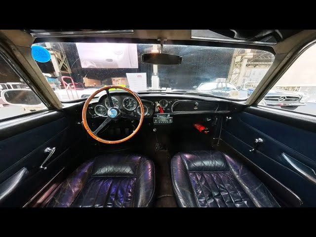 Step inside a 1961 Aston Martin DB4 "SERIES III" SPORTS SALOON  (360° VR interior)