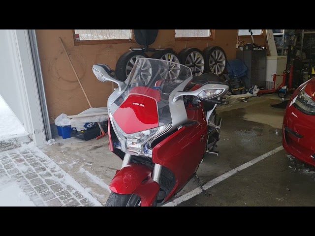 VFR1200FD m.unit Blue demo