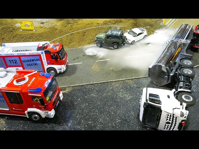 RC FIRE TRUCKS, RC FIRE RESCUE OPERATION, RC TRUCK CRASH! FASZINATION MODELLBAU 2024 FRIEDRICHSHAFEN