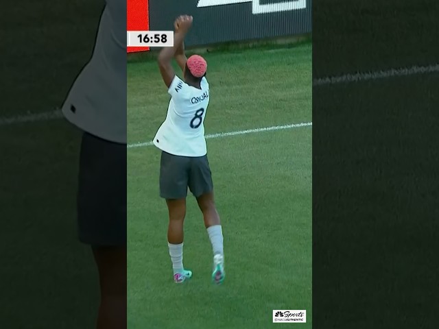 Asisat Oshoala makes history recording the FIRST goal in Bay FC’s history 🙌 | NBC Sports Bay Area