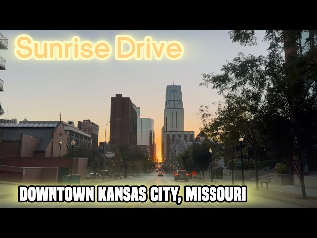 A Cool Morning Sunrise Drive To Downtown Kansas City, Missouri!