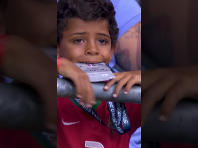 Cristiano Ronaldo and son Cristiano Ronaldo Jr. - his eyes  clearly shows the pain he felt for dad.