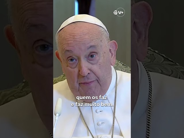 Papa Francisco recita o Angelus na Casa de Santa Marta devido a infeção no pulmão