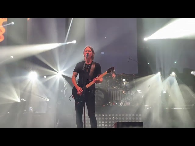 Alter Bridge - Pawns & Kings (Live Milano 25/11/2022)