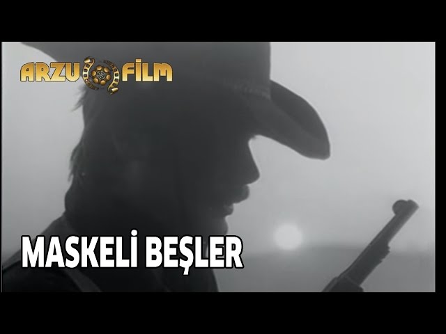 Maskeli Beşler | Tamer Yiğit & Yusuf Sezgin & Yılmaz Köksal - Siyah Beyaz Filmler