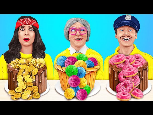 Cake Decorating Challenge #4 || Cop VS Burglar VS Grandma || Who wins the tasty battle by Teeheehee!