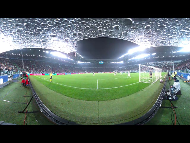 Cristiano Ronaldo's stunning overhead kick against Juventus in 360