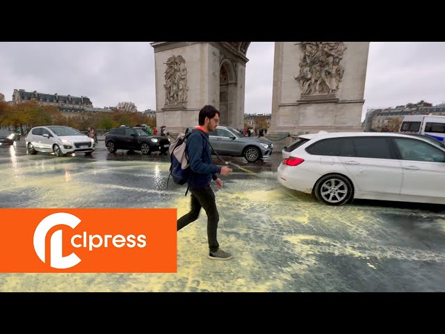 5 ans des Gilets Jaunes : de la peinture jaune sur les Champs-Élysées (18 novembre 2023, Paris)