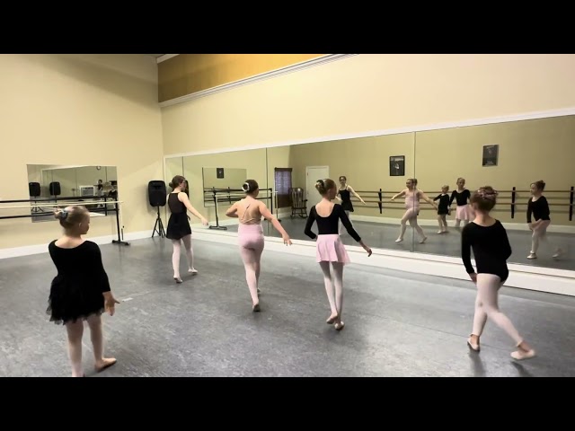 Petite Ballet (Full Routine)