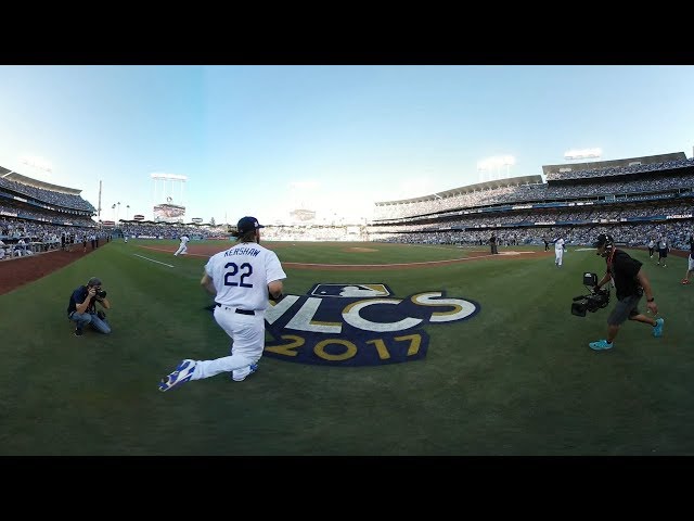 VR 360: 2017 NLCS