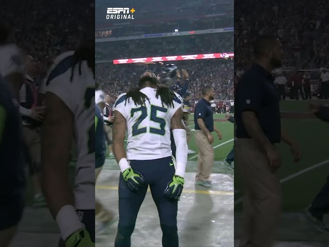 Peyton Manning couldn’t believe Marshawn Lynch did this twice | #shorts