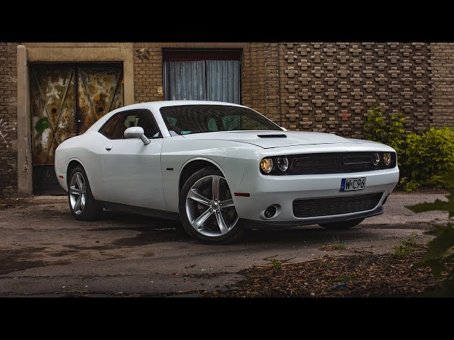 DODGE CHALLENGER 5,7 HEMI V8 2017 | IDEALNE MIEJSKIE AUTO? | FILM test PL vlog recenzja