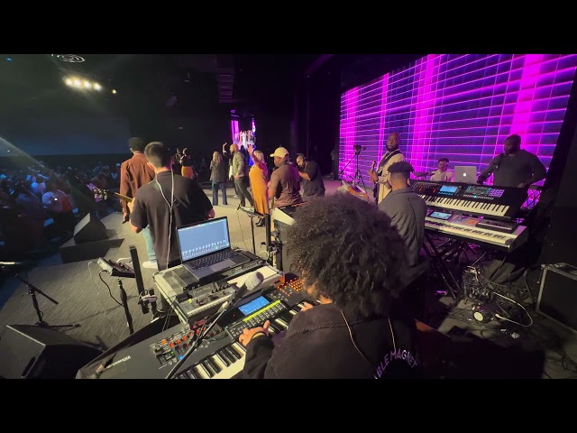 The Potters House North Dallas Band Pit (11/17)