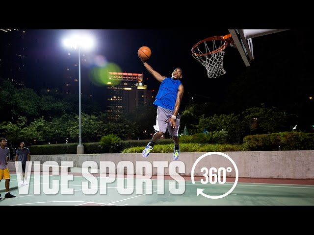 See Man Fly in 360°: Dunking with Sir Issac White