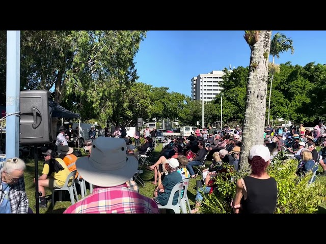 Macca visits Cairns (21 Jul 24)