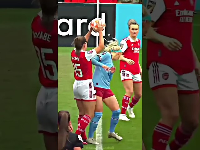 Fighting moments in women football 🥶🤯😱 #football #shorts #soccer #highlights #GovindCr7