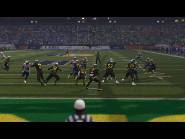 EA SPORTS College Football 25 pump fake