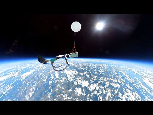 BUBBLE 4 - stratospheric balloon flight to 32 km - full flight 360° video