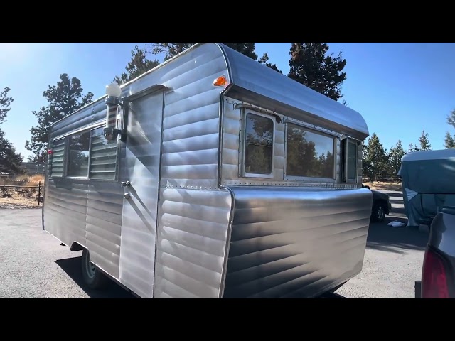 Tour of the 1956 Barber trailer!