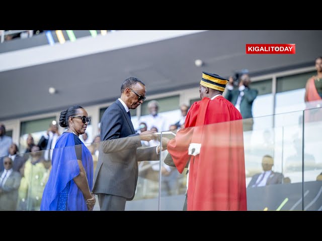 Perezida Paul Kagame yarahiriye kuyobora u Rwanda mu myaka itanu iri imbere