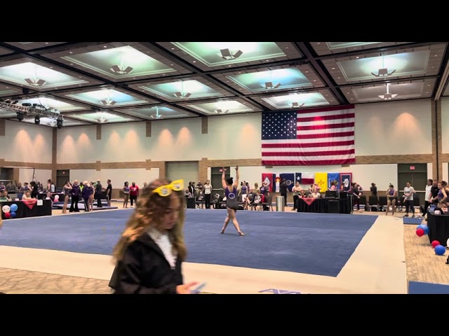 FLOOR// REGIONALS 2022