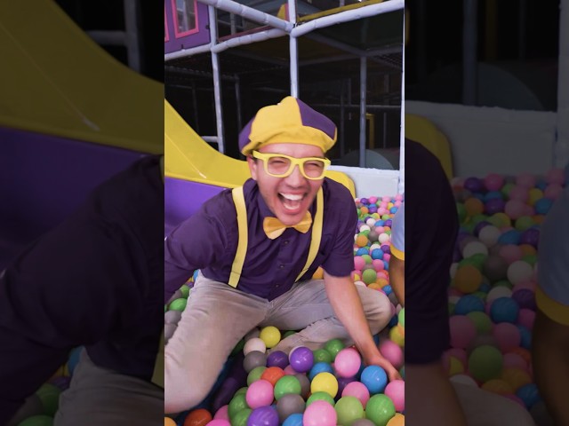 Blippi VS Meekah! Opposite Day Ball Pit Challenge! #shorts #blippi #meekah