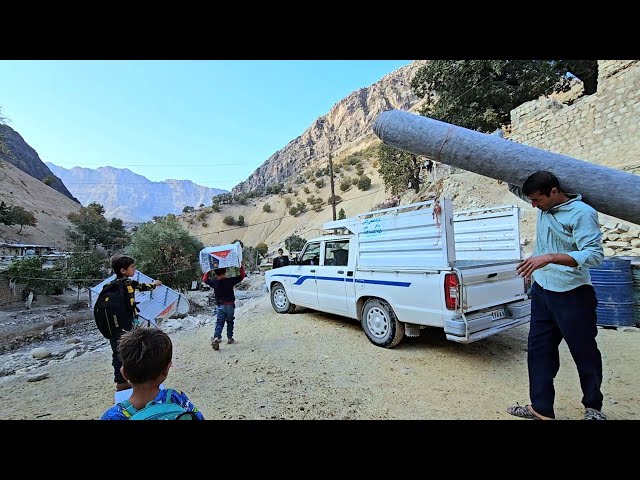 Rural school 🏫👨‍🏫To help the school, Babak carpeted the classrooms