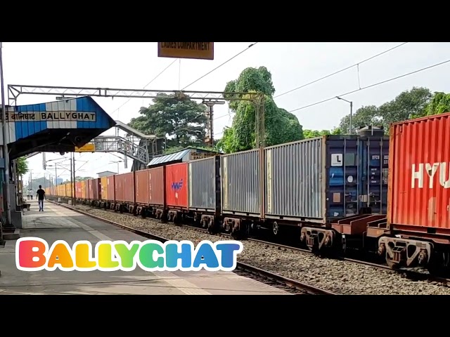 Goods Finger Fighter Train Pulled by Might WAG 9 Green Hulk Bhratiya Railway