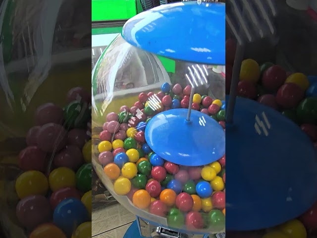 COINS INSERT DROPPING GUMBALL#shortvideo #viral #satisfying