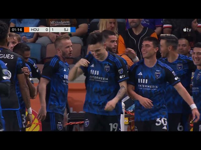 GOAL: Bruno Wilson scores his first for San Jose in the 1st minute of HOUvSJ