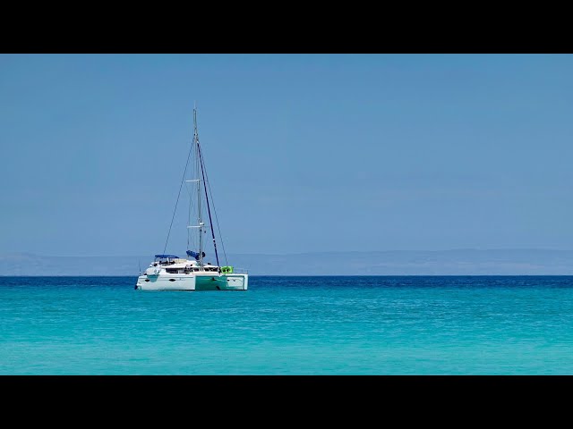 La Paz Yacht Charter - Sea of Cortez Yacht Charter