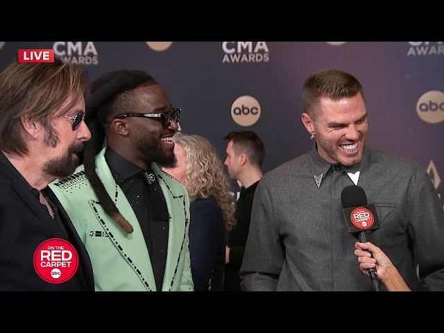 Freddie Freeman crashes Shaboozey's interview with Brooks & Dunn at 2024 CMA Awards