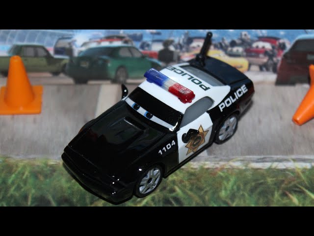 Disney Cars 3 Florida 500 Police Car Mike Cometire (Custom) - Piston Cup Official