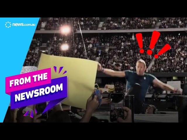 Coldplay’s Chris Martin falls on stage in Melbourne | Top Stories | From the Newsroom