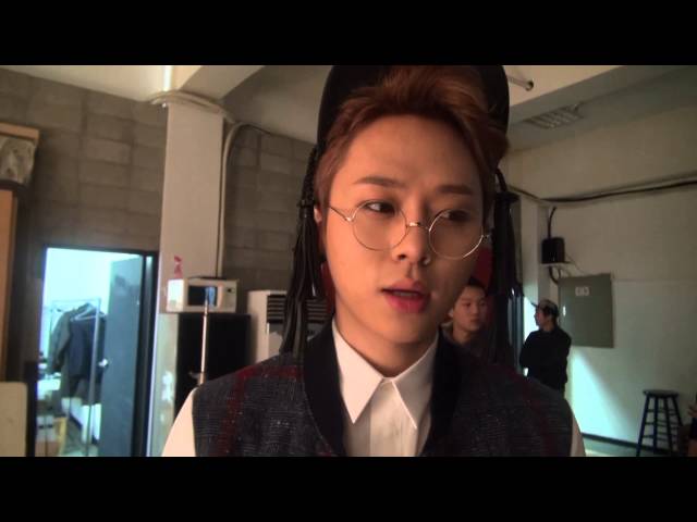 용준형 (Yong Junhyung) - FLOWER (BTS: Photoshoot)