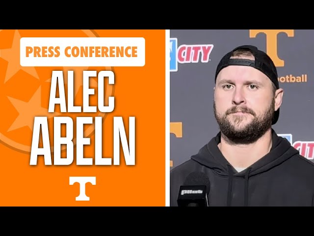 Tennessee Football TE coach Alec Abeln talks during UTEP week I Volquest I GBO