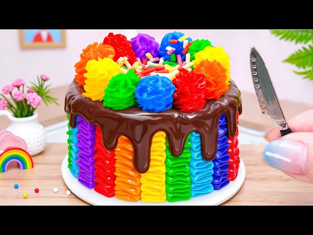 KITKAT Miniature Chocolate Cake Decorating 🌈 Yummy Rainbow KitKat Cake Tutorial 🍉 Miniature Corner