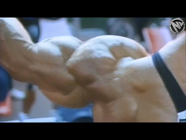 OLD SCHOOL BODYBUILDING TRAINING MOTIVATION - PUMP SOME IRON 🏋️